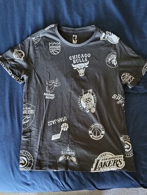 Old Navy NBA B&W Logo T-Shirt